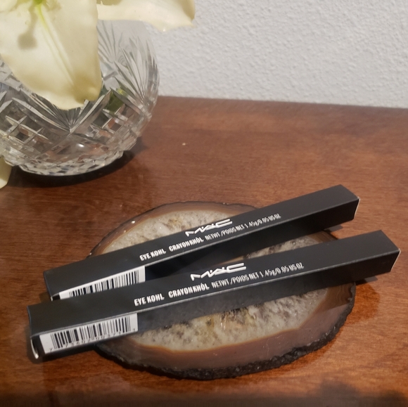 New, In Box~•2pc LOT MAC Kohl Crayon Eyeliner~Full Size-Black - Picture 1 of 3